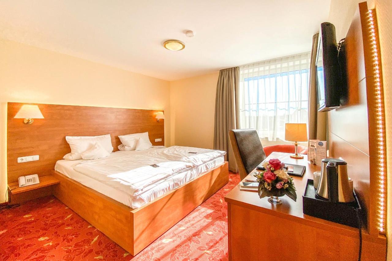 Hotel-Restaurant Vier Linden Stade Dış mekan fotoğraf