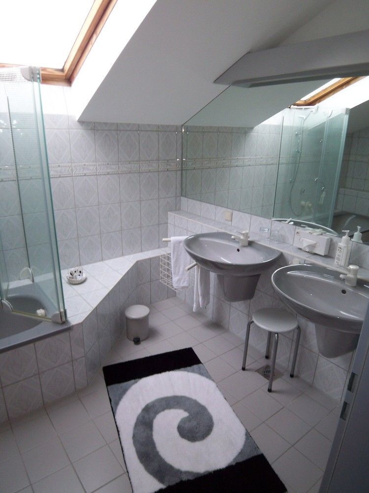 Hotel-Restaurant Vier Linden Stade Dış mekan fotoğraf
