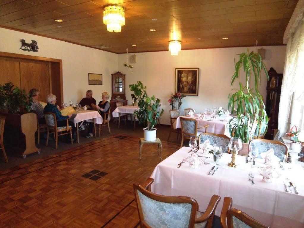 Hotel-Restaurant Vier Linden Stade Dış mekan fotoğraf